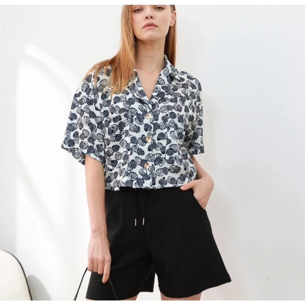 Zara Shell 3 Button Front  Short Sleeve Crop White & Blue Sz S